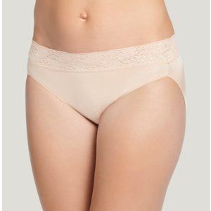 NWT 6 pairs - Jockey Lace Bikini in original packaging - Size 7/Large -Beige